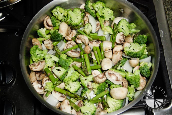 rice noodles broccoli asparagus-1