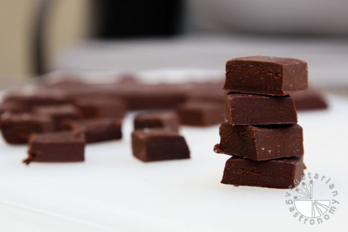 vegan chocolate fudge-5