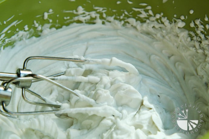 coconut whipped cream-7