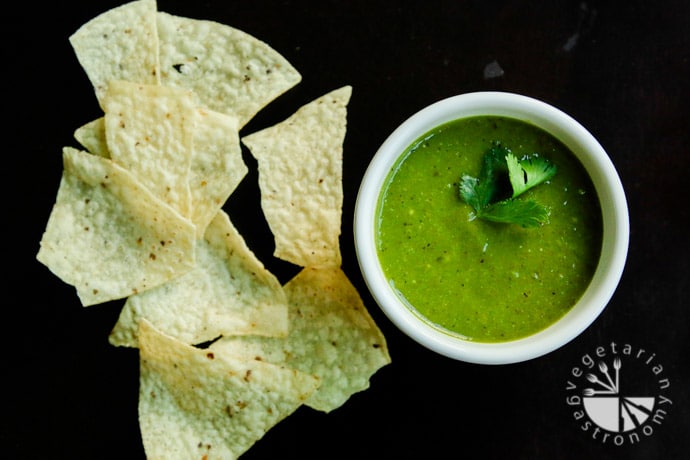 roasted tomatillo salsa-4