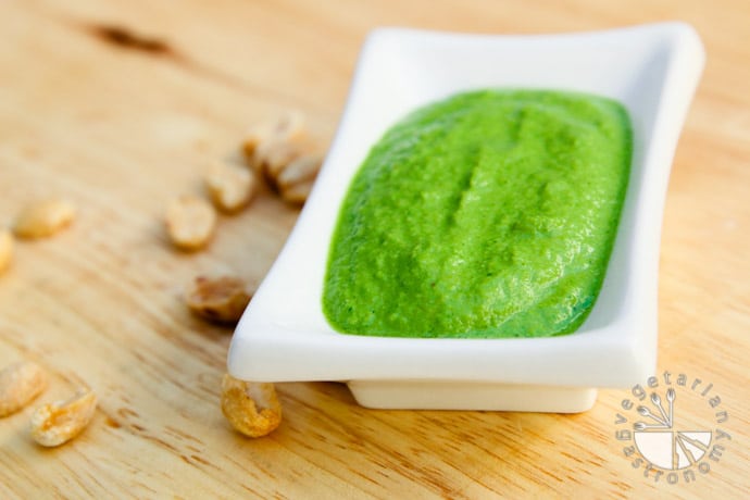 cilantro peanut chutney-1