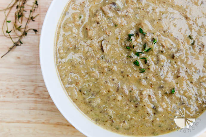 roasted mushroom cauliflower soup-7