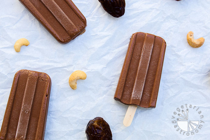 creamy chocolate fudge pops-9