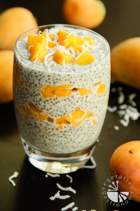 mango coconut chia seed pudding-5