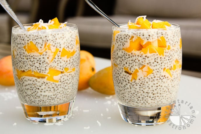 mango coconut chia seed pudding-7