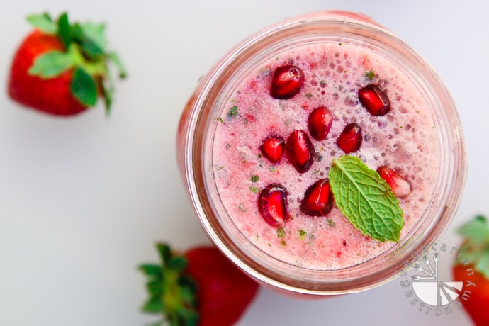 pomegranate strawberry mint lemonade-3