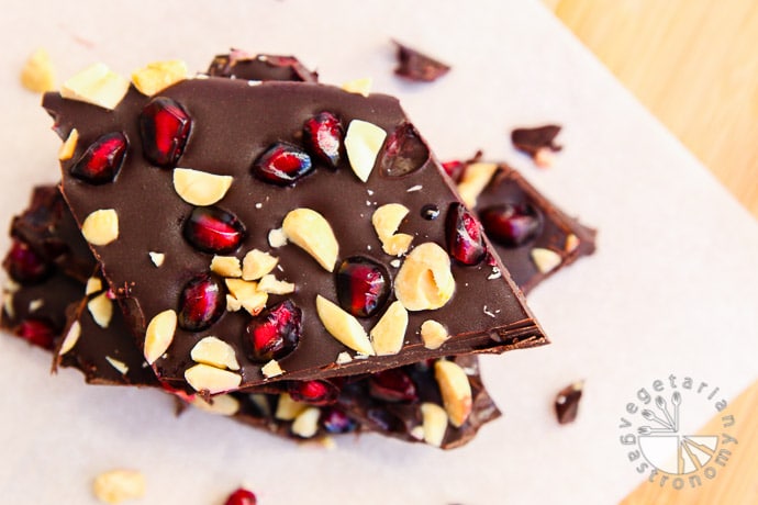 pomegranate peanut dark chocolate bark-10