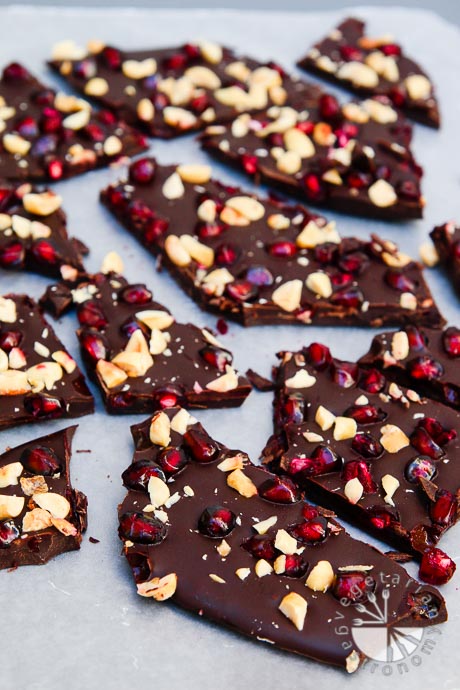 pomegranate peanut dark chocolate bark-7