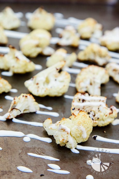 roasted cauliflower tahini sauce-10