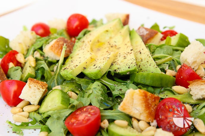 arugula-tomato-pine-nut-salad