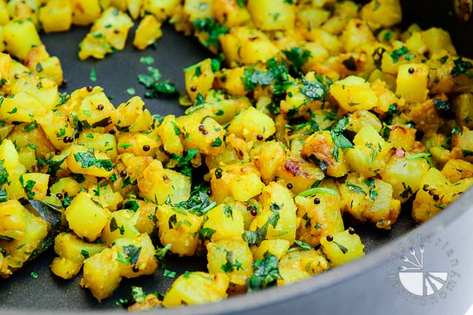 lemony potato masala-4