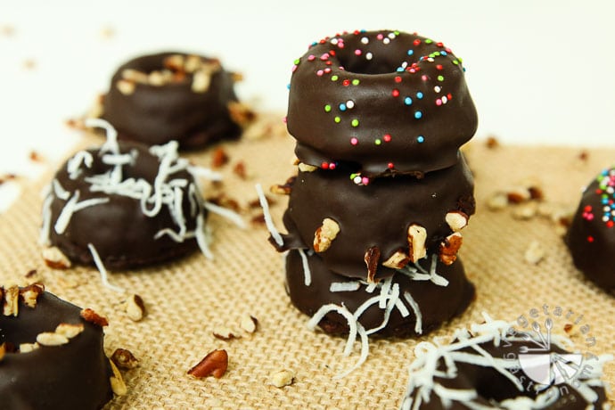 chocolate chia donut cakes-11