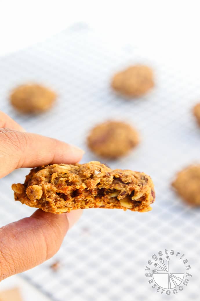 pumpkin pecan breakfast cookies-9