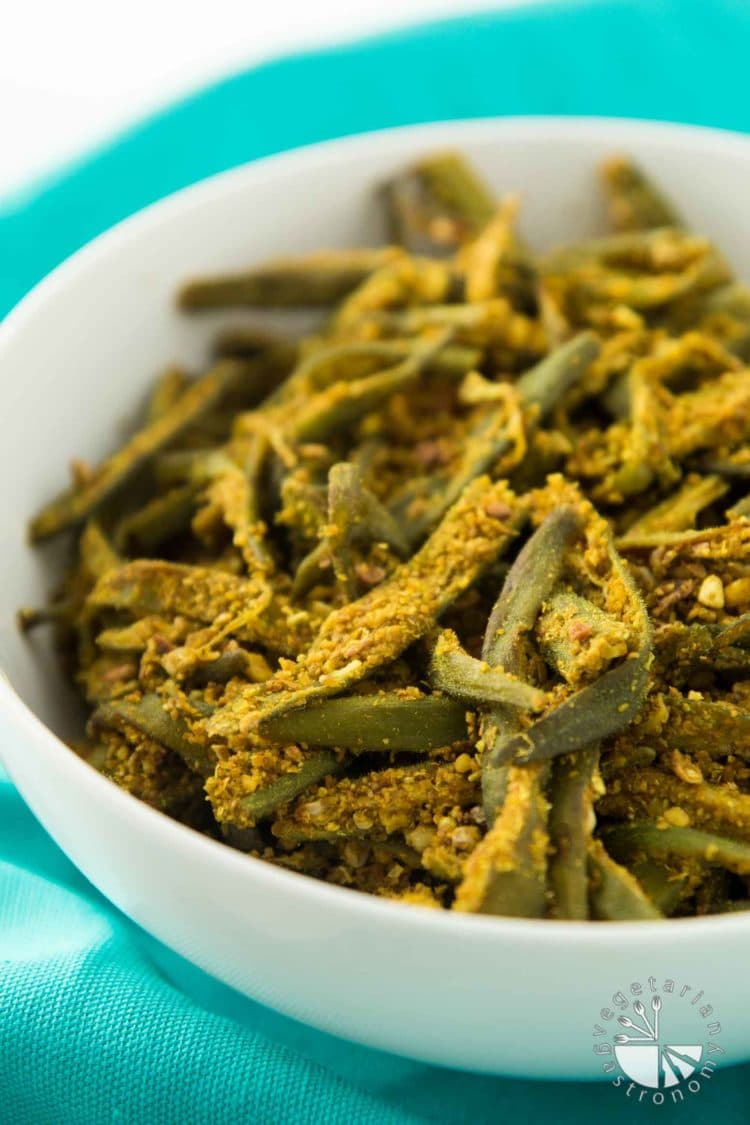 Easy Curried Okra #vegan #glutenfree | vegetariangastronomy.com