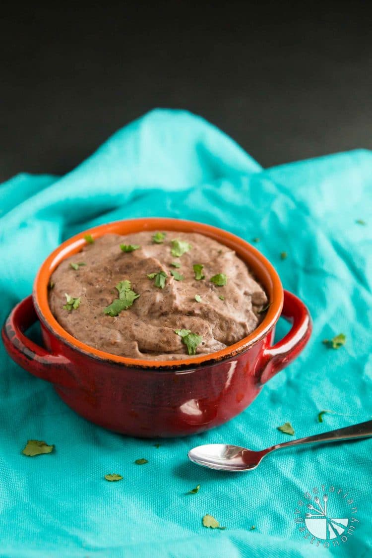 10-Minute Mexican Black Beans Recipe #vegan #glutenfree | vegetariangastronomy.com
