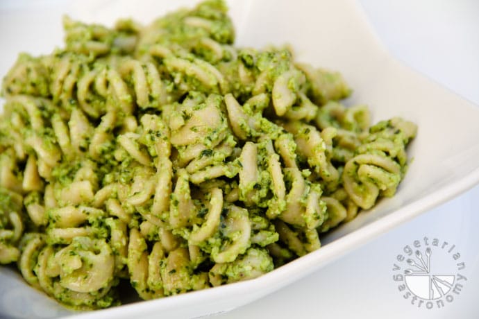 Broccoli Pesto (gluten-free, contains dairy) - Vegetarian Gastronomy